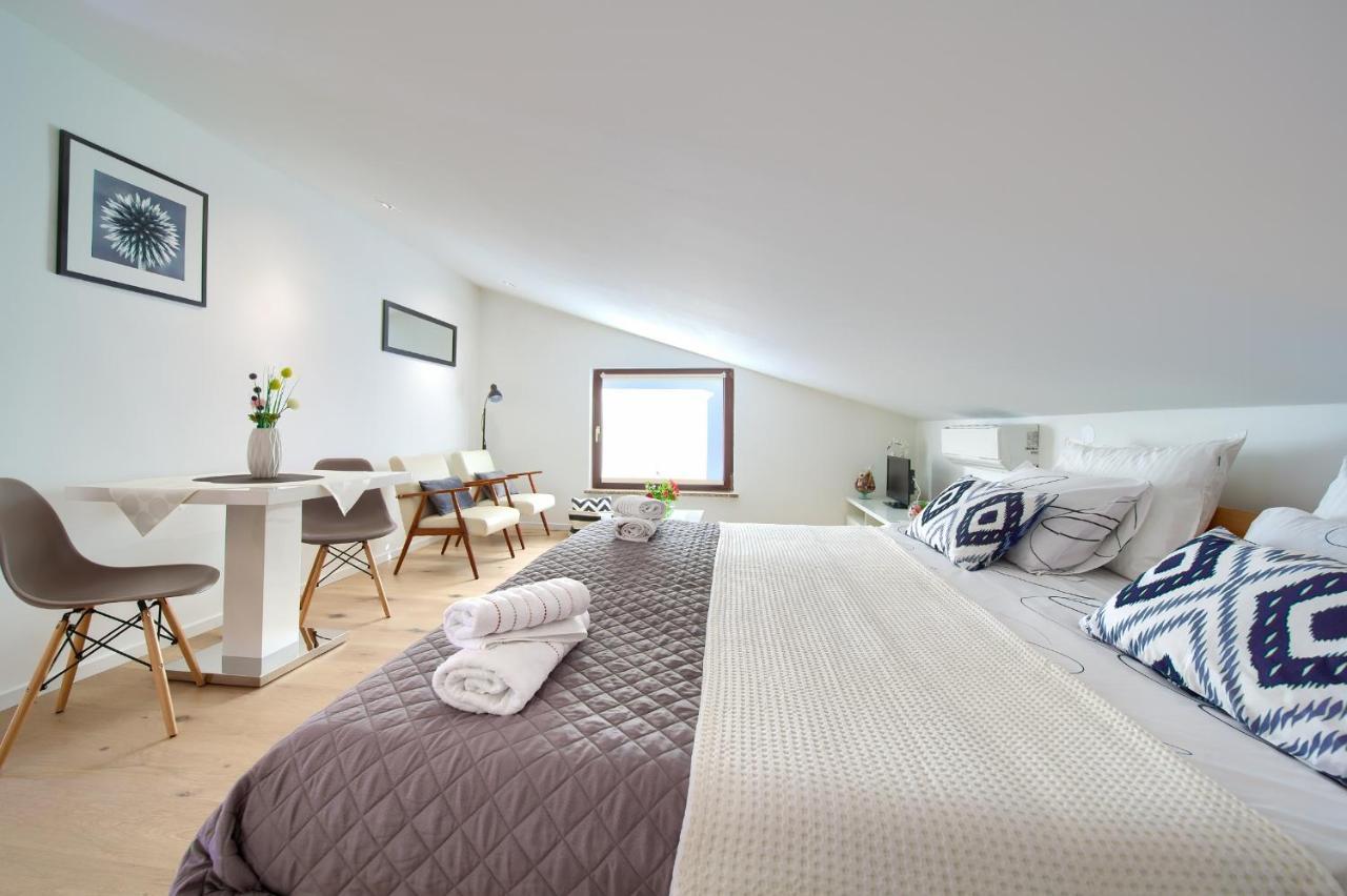 Apartments Sinisa - คิร์ก ภายนอก รูปภาพ