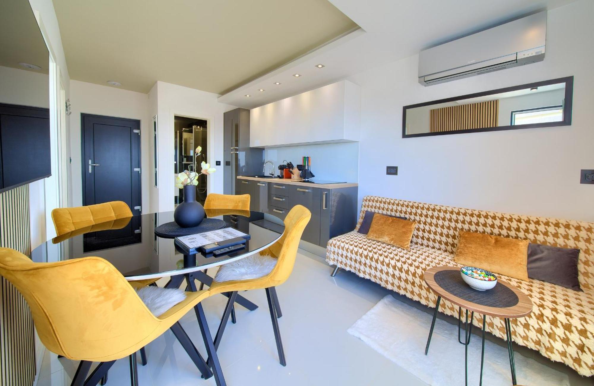 Apartments Sinisa - คิร์ก ภายนอก รูปภาพ
